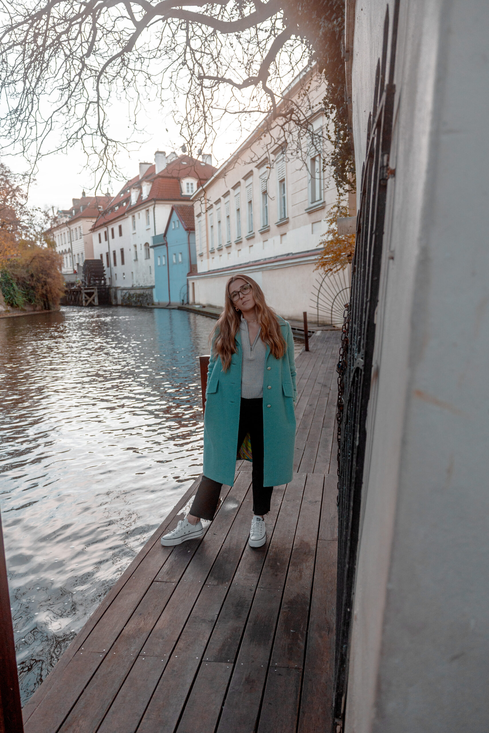 Should business owners still use websites?